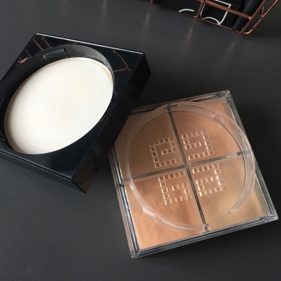 Givenchy Prisme Libre Loose Powder 2 TaffetasBeige - Picture 5 of 7